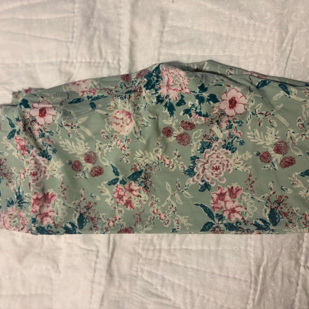 LuLaRoe Leggings- Pink/Green floral pattern